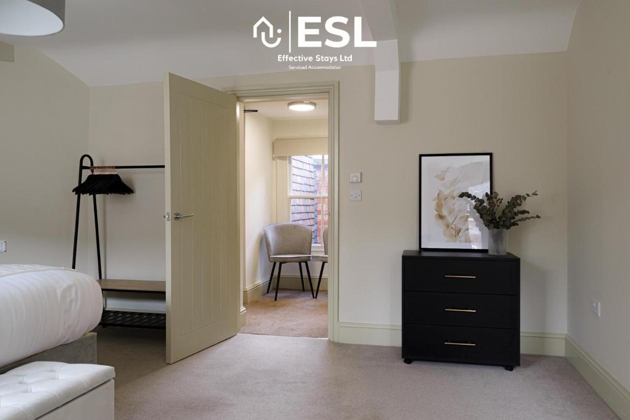 Most Central Luxury Grade 2 Listed Apartment Overlooking Shrewsbury Square - Free Parking Zewnętrze zdjęcie